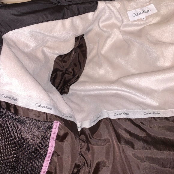 $20% Calvin Klein Removable Faux Fur - Picture 6 of 8